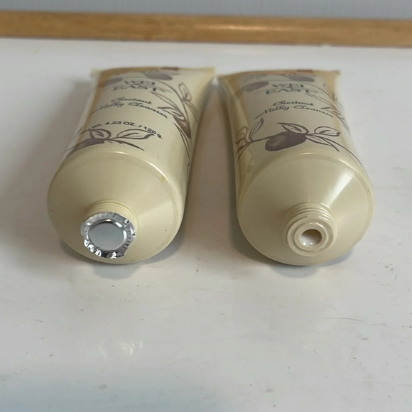 Wei East Chestnut Milky Cleanser 2 pack 4.23oz - Picture 3 of 3